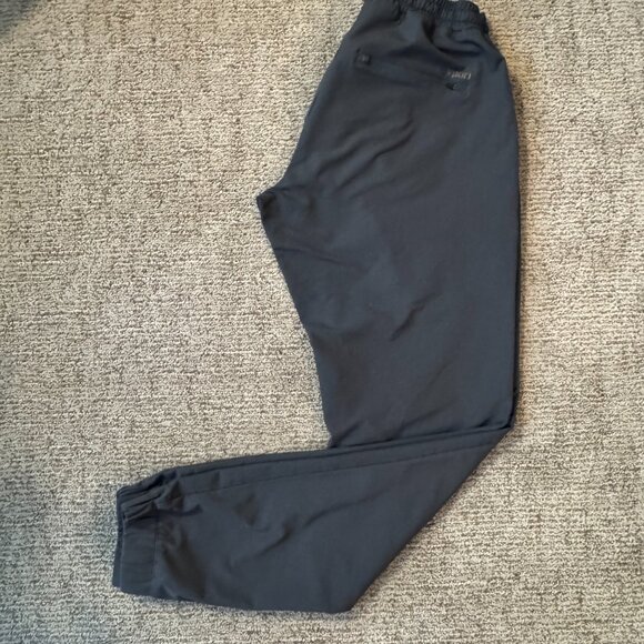 Vuori Men's Transit Jogger in Smoked Beryl - Excellent Condition Size SMALL - Picture 5 of 6